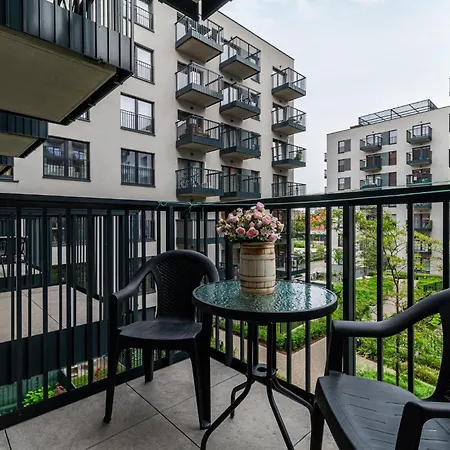 Rentplanet - Atal Square