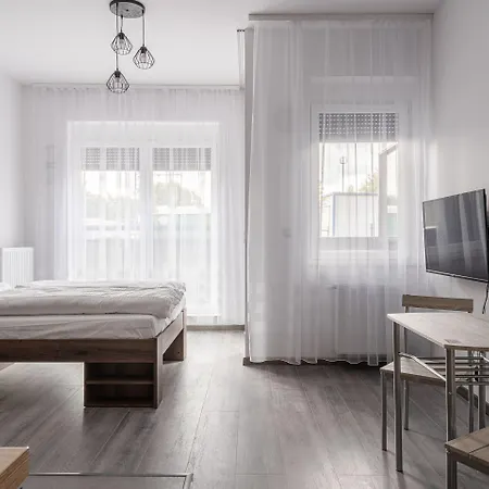 Rentplanet - Atal Square * ורוצלב