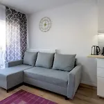 Rentplanet - Atal Square * Vratislav