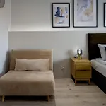 Apartmán Rentplanet - Atal Square *
