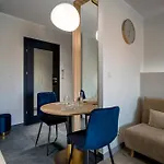 Apartmán Rentplanet - Atal Square