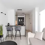 Rentplanet - Atal Square Apartmán