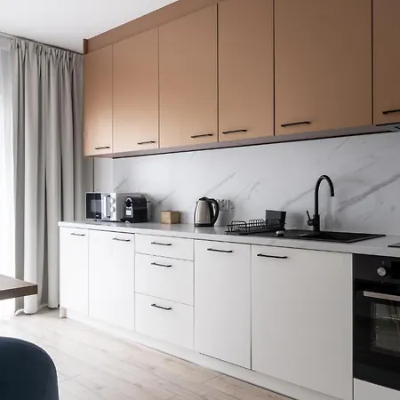 Apartmán Rentplanet - Atal Square