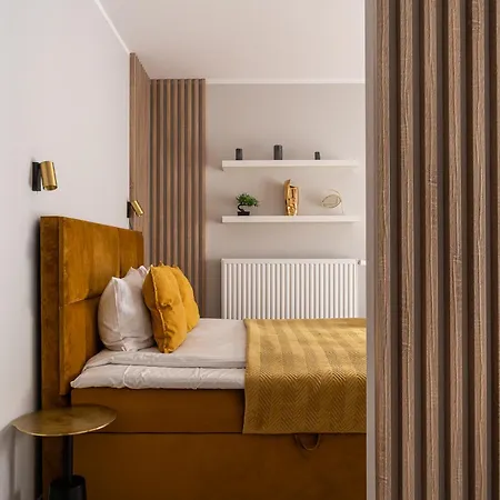 Rentplanet - Atal Square Apartamento *