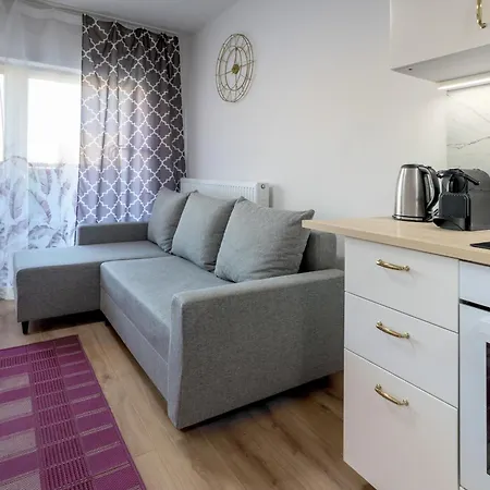 Rentplanet - Atal Square Apartamento