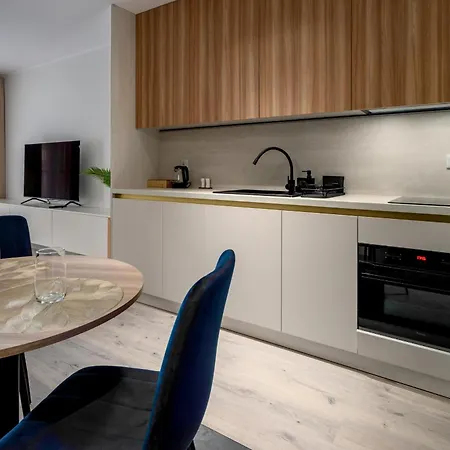 Rentplanet - Atal Square Apartamento