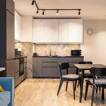 Rentplanet - Atal Square * Breslavia