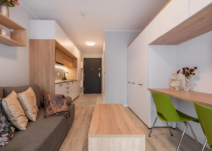 Rentplanet - Atal Square Apartmán *